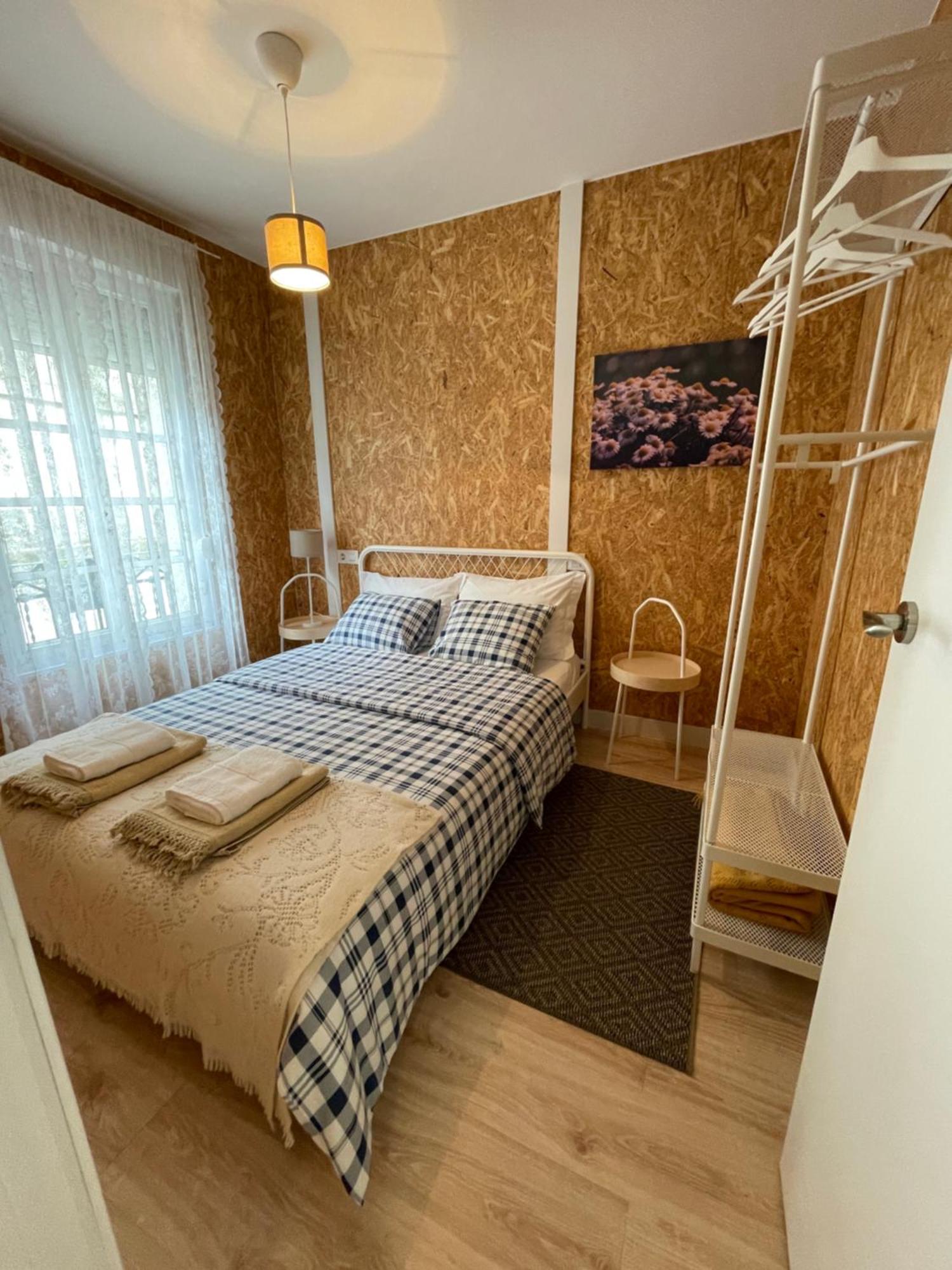 Apartamento Obispo Salvado Tui Eksteriør billede